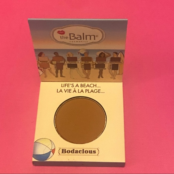 ✨New✨ Nude eyeshadow bundle - Picture 2 of 4